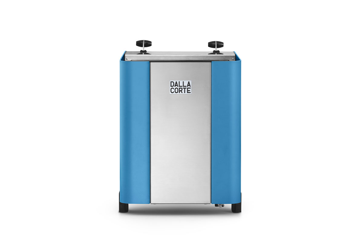 Studio One - iceblue 3 - Professional Espresso Machines