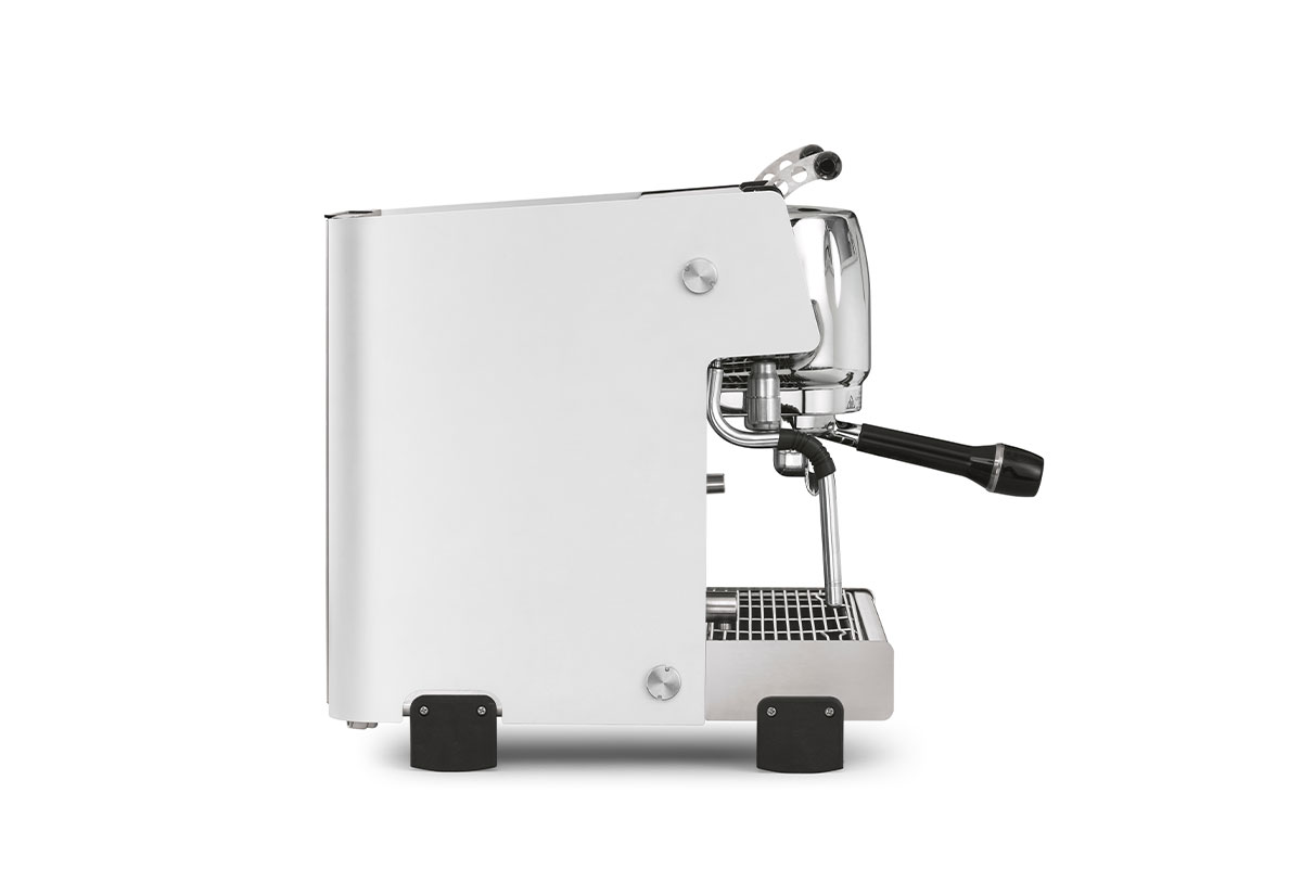 Studio One - white 2 - Professional Espresso Machines