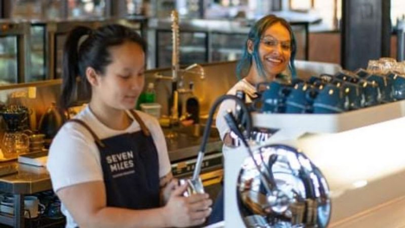 Seven Miles Coffee ha aperto da Craft'd Grounds con Zero