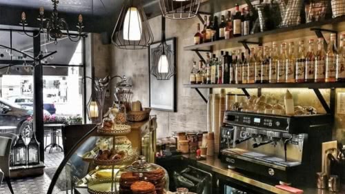 All Cappuccino: a cozy coffee shop in Riga