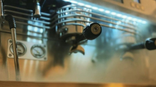 Eccoci da F190, specialty coffee shop a Bucarest!